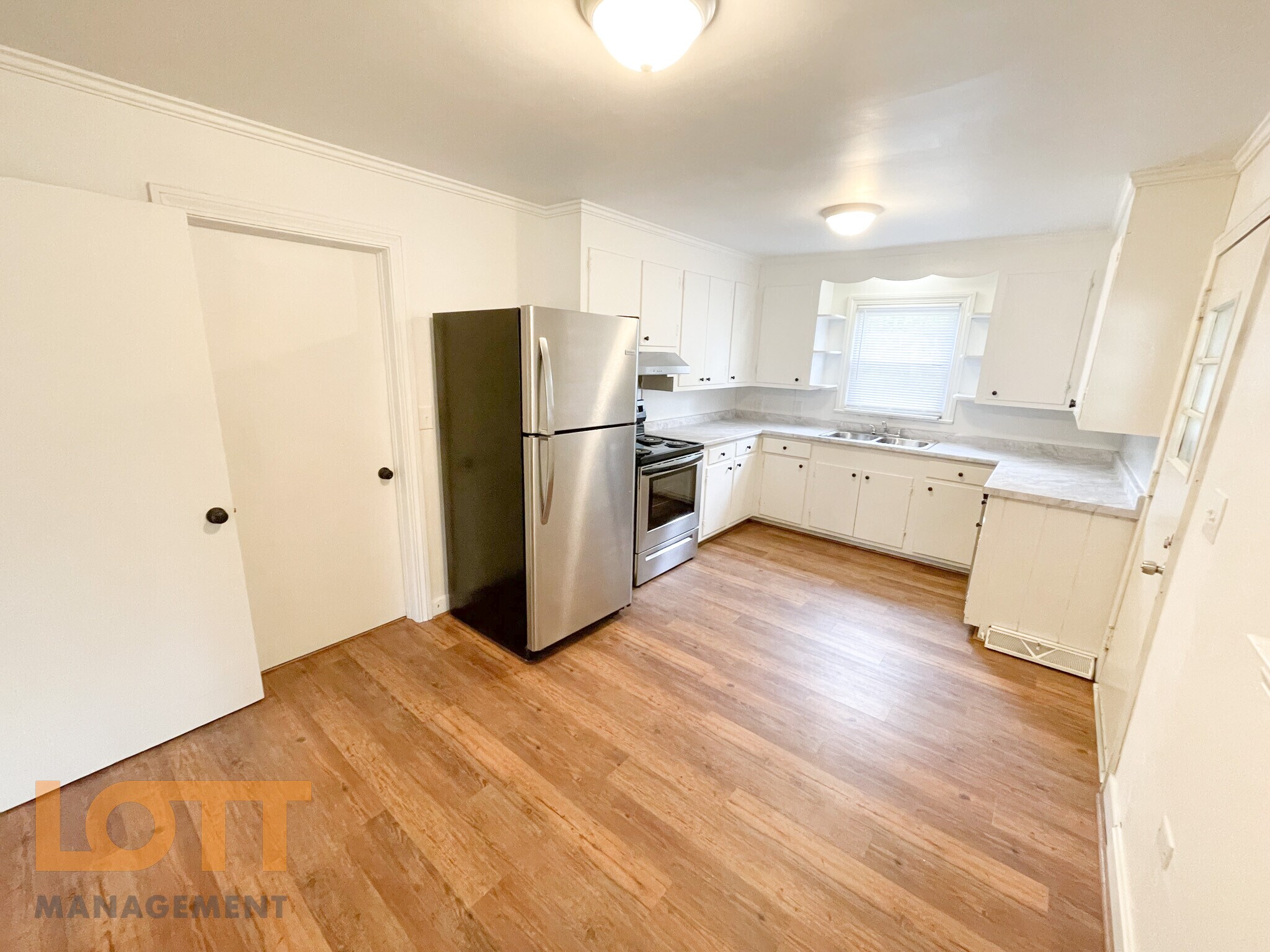 Building Photo - 3 Juanita Ct