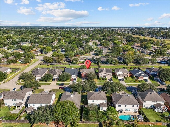 Building Photo - 542 Cedar Branch Dr