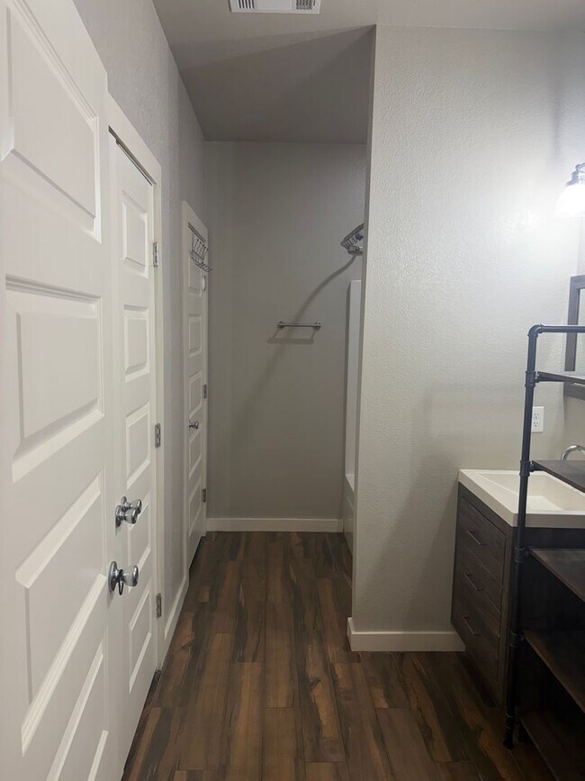 Building Photo - 3 bedroom and 2 bathroom house built in 2020