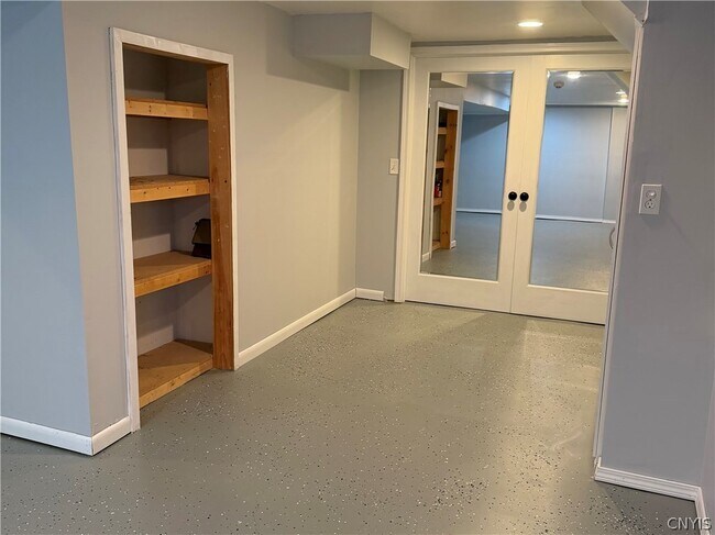 Building Photo - 107 Hadley Dr