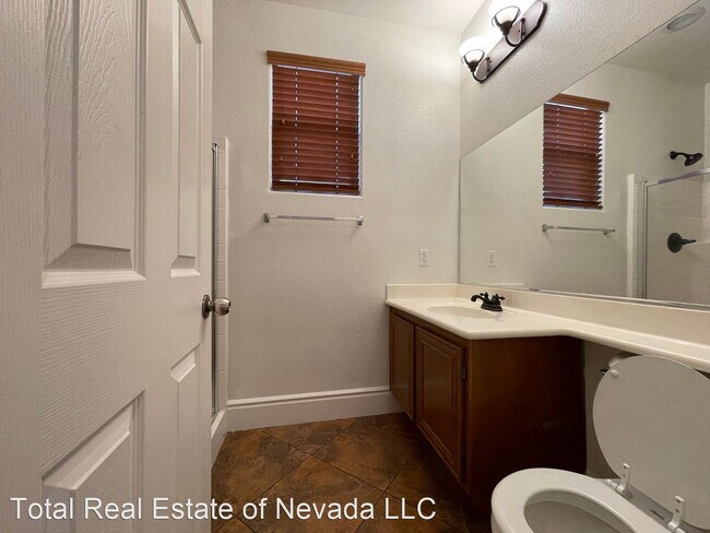 Building Photo - 4 br, 2.5 bath House - 10511 Bella Camrosa