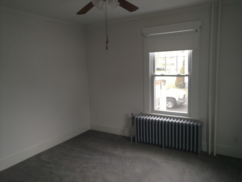 Building Photo - 134 N Orchard St