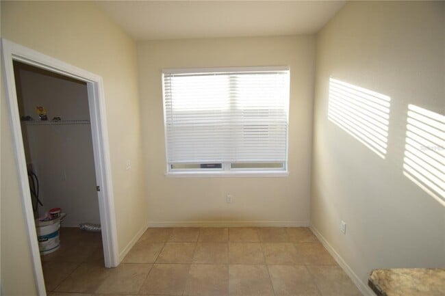 Building Photo - 823 Krenson Woods Ln