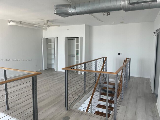 Building Photo - 690 SW 1st Ct