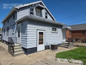 Building Photo - 3027 Fortune Ave