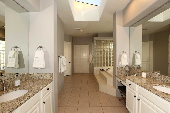 Building Photo - 22448 N 77th Way
