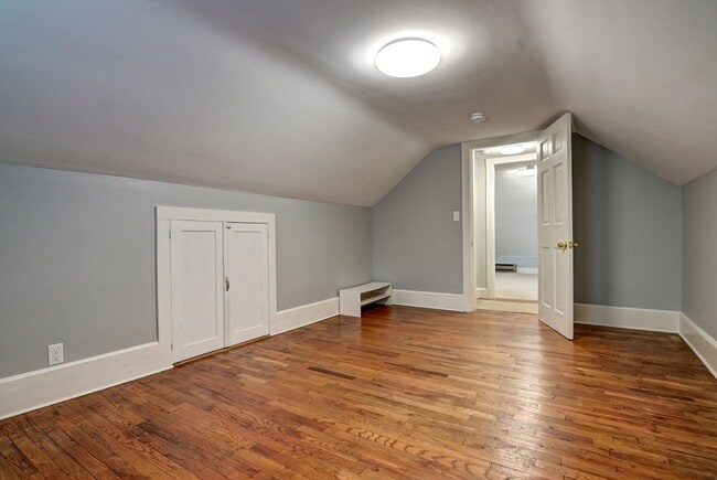 Building Photo - 317 Elmwood Ave