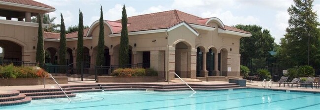 Building Photo - 6010 Serrano Terrace Ln