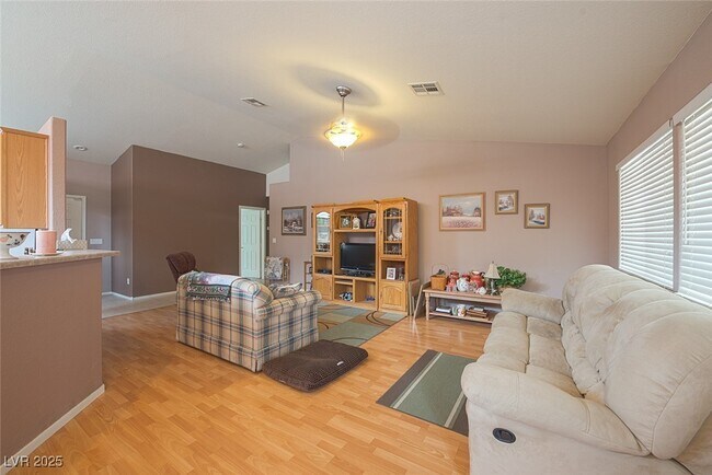 Building Photo - 5917 Gentle Creek Ln
