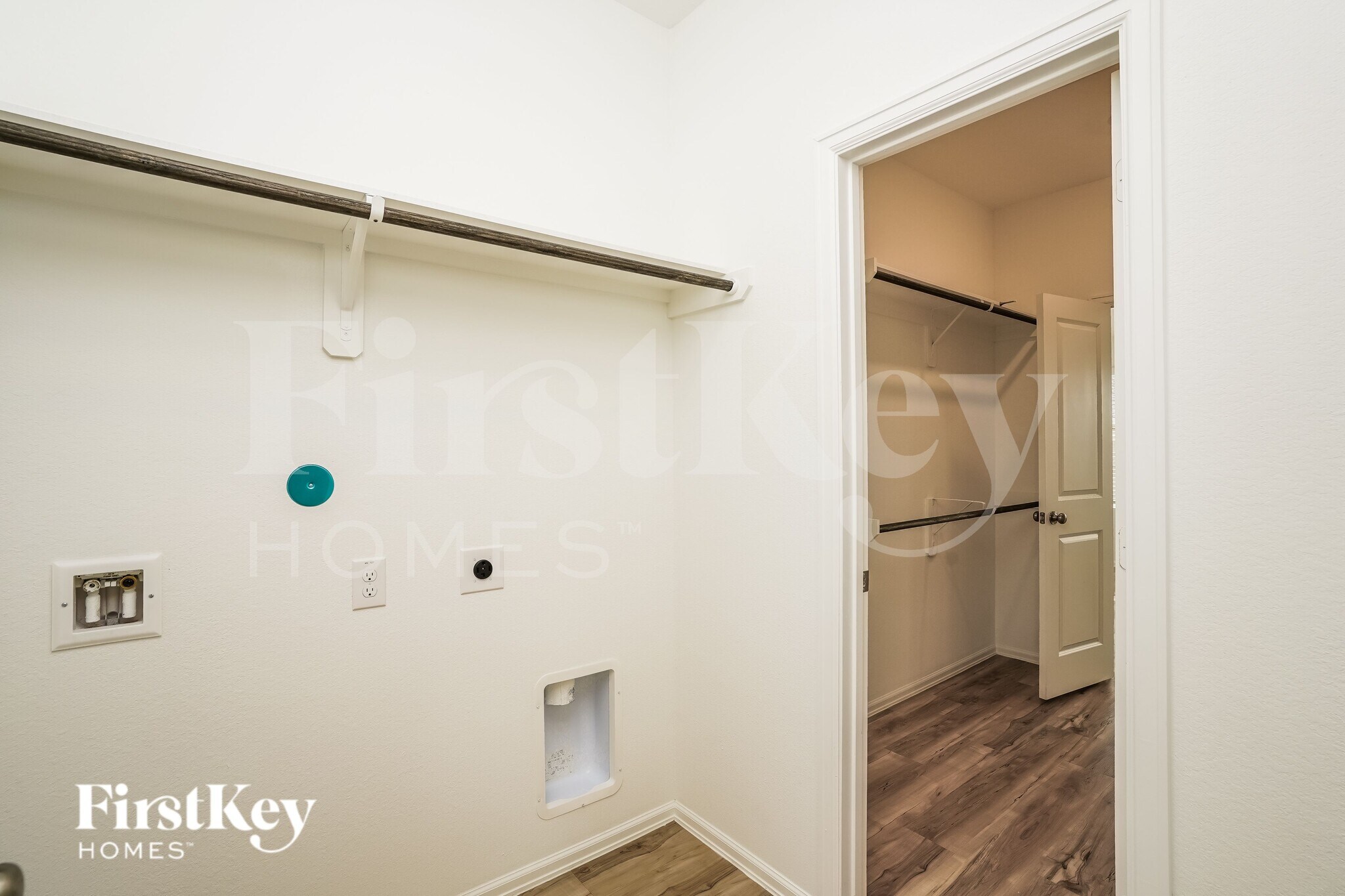 Building Photo - 7518 Oakmont Ave