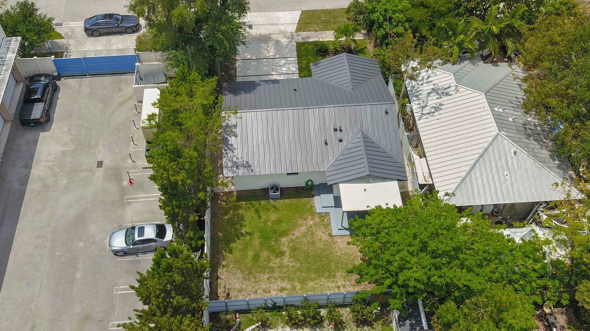 Building Photo - 3737 Frow Ave