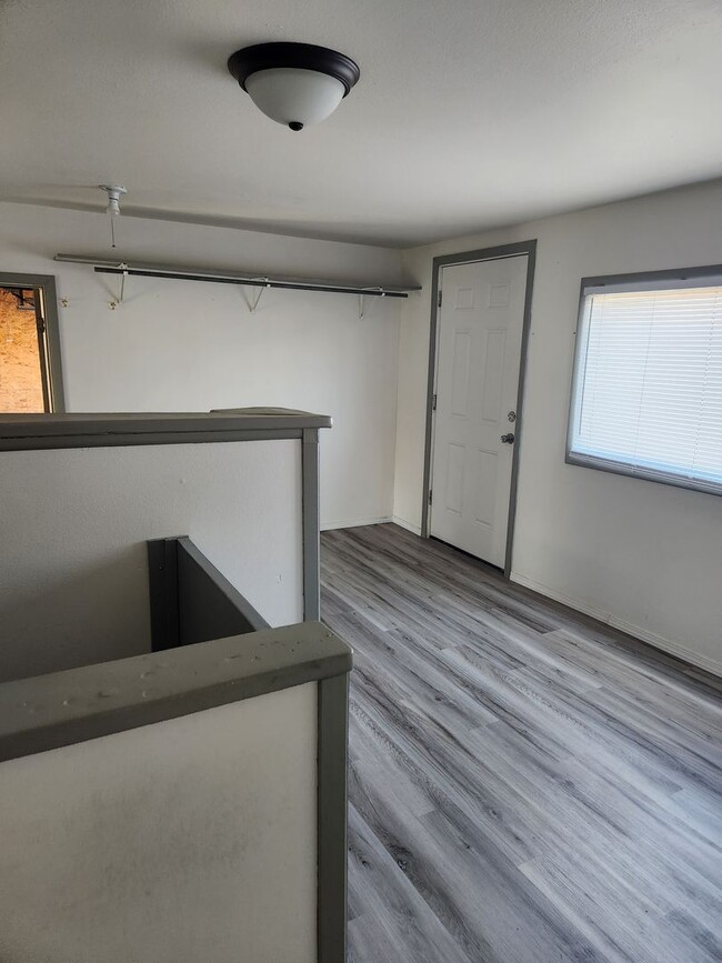 Building Photo - Occupied, do not disturb tenants.  Naches ...