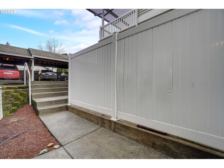 Back exit patio - 11825 SE Pine St