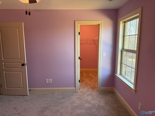 Building Photo - 134 Somer Creek Ln