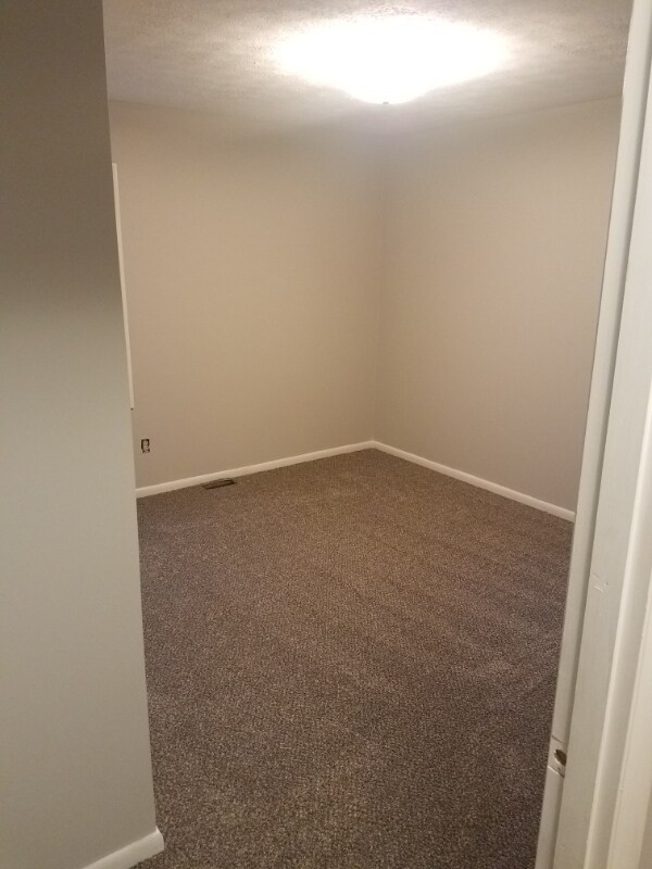 Building Photo - 720 38th St