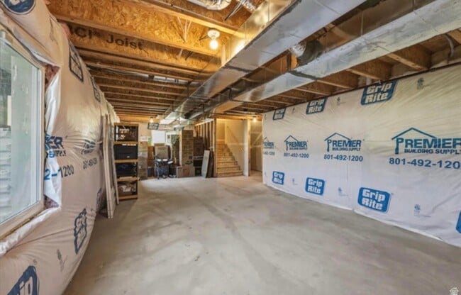 Building Photo - 616 West 1300 N