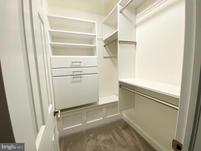 Building Photo - 167 Andover Pl