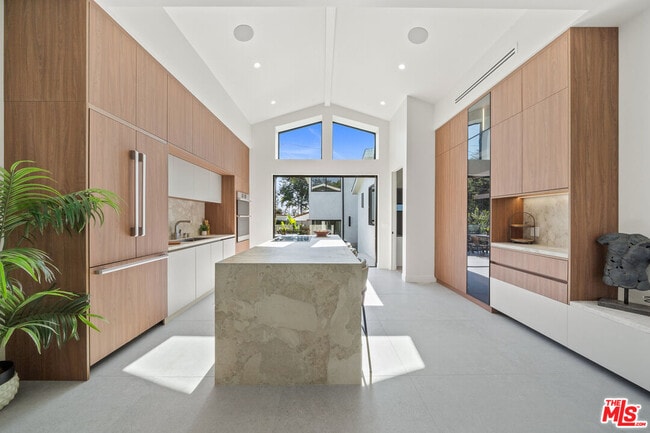 Building Photo - 8982 Norma Pl