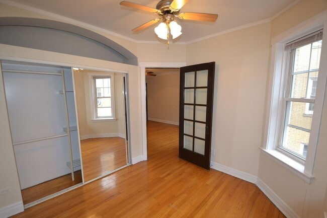 Building Photo - 4408 N Rockwell St