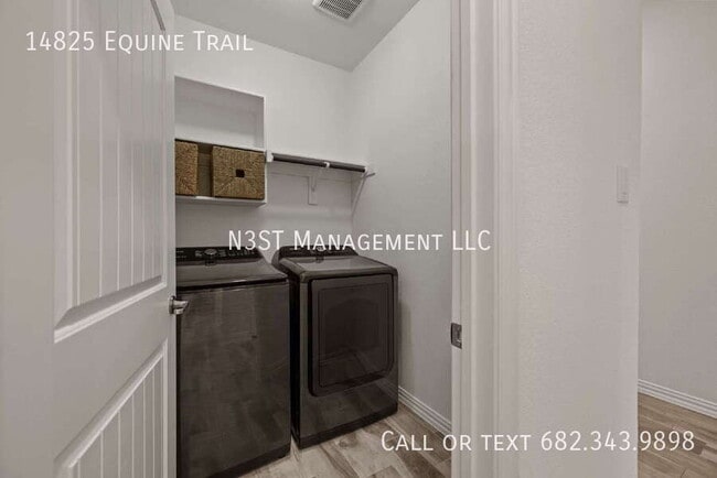 Building Photo - 14825 Equine Trail