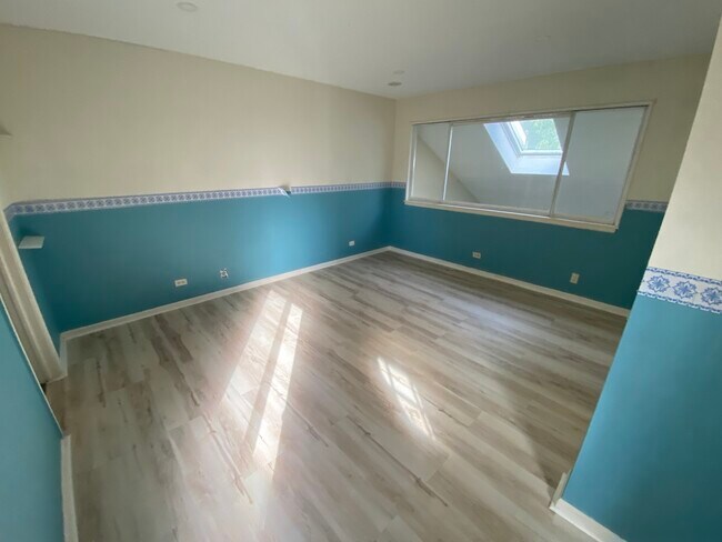 Building Photo - 1283 Ranchview Ct