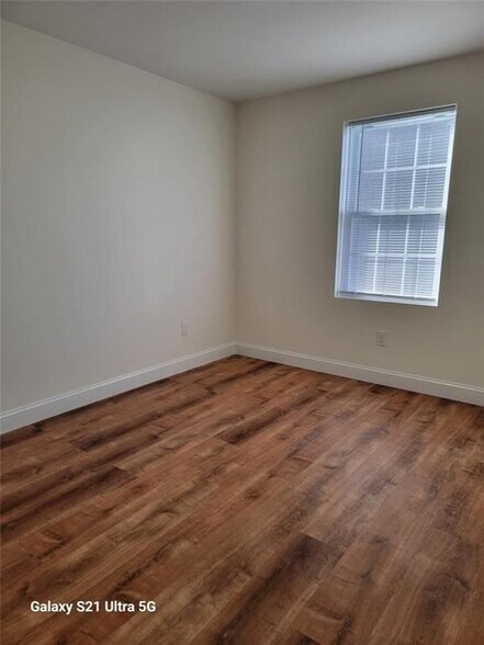 Building Photo - 255 Ohio Ave