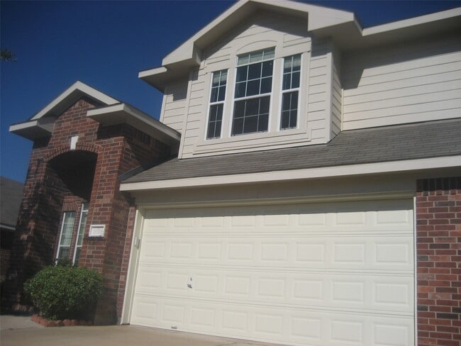 Building Photo - 20218 Mammoth Falls Dr