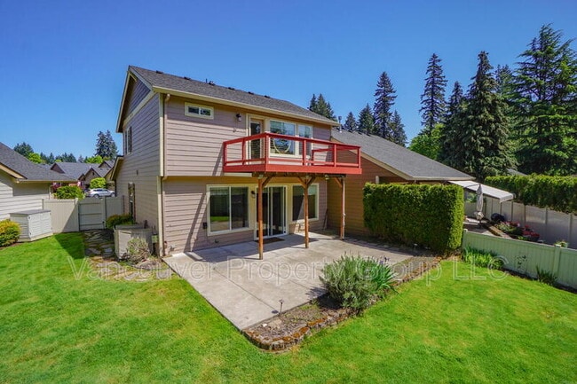 Building Photo - 2301 NE 125th Way