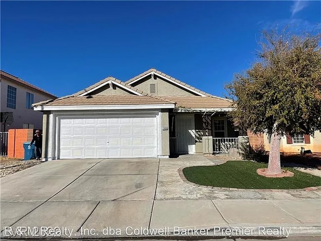 Building Photo - 7496 W Dewey Dr