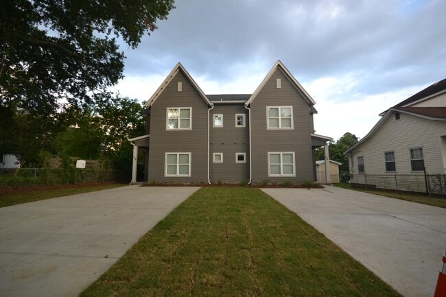 Building Photo - 3925 Overbrook Dr