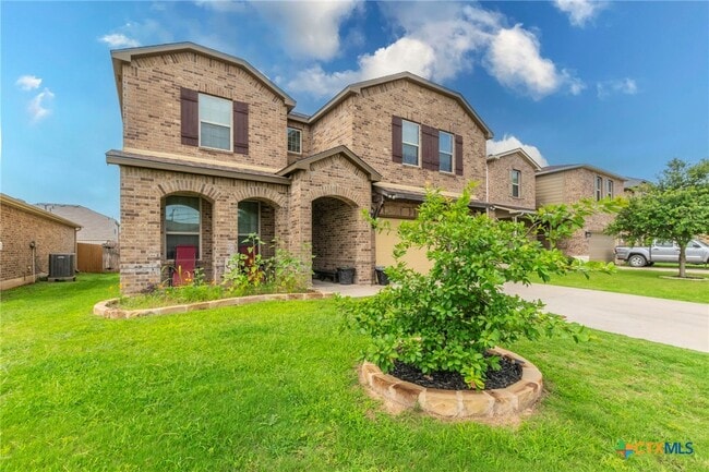 Building Photo - 8907 Misty Pine Dr