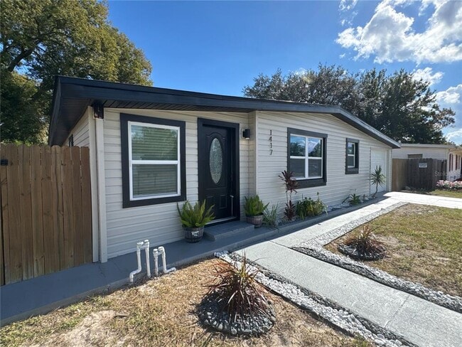 Building Photo - 1417 Ambassador Ave