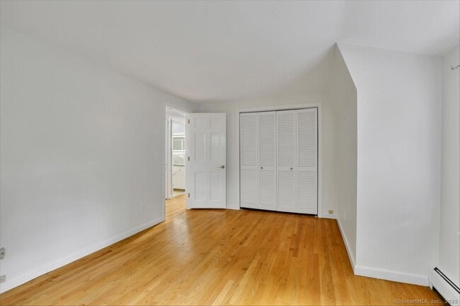 Building Photo - 77 Hemlock Ridge