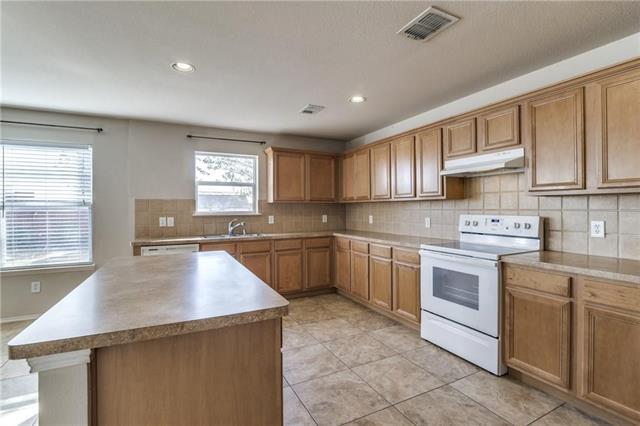 Building Photo - 2096 Royal Acres Trail