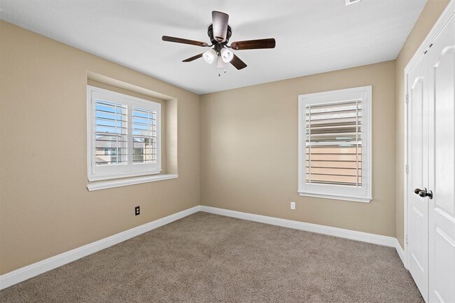 Building Photo - 100 Speckle Park Dr