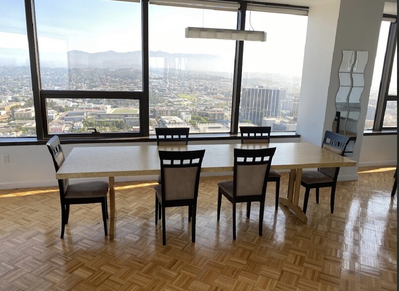 Dinning Room - 1100 Wilshire Blvd