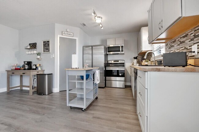 Building Photo - 4804 44th St