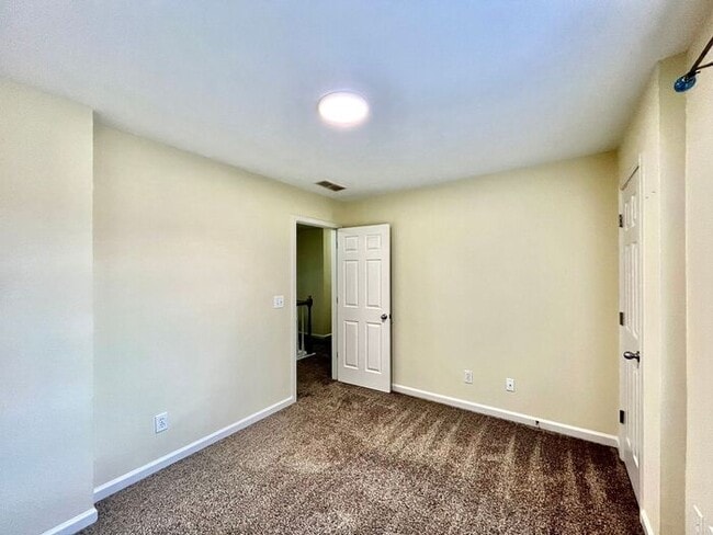 Building Photo - 4925 Byers Rd