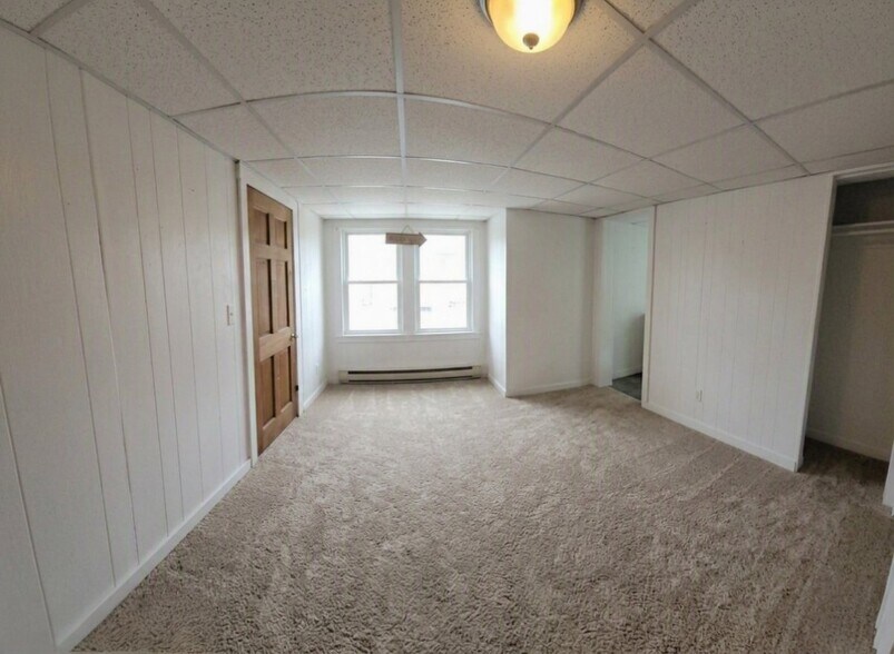 Building Photo - 306 Woodward Ave
