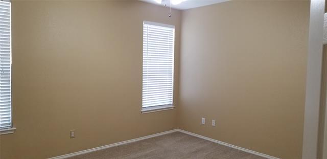 Building Photo - 11801 Pinyon Pine Dr
