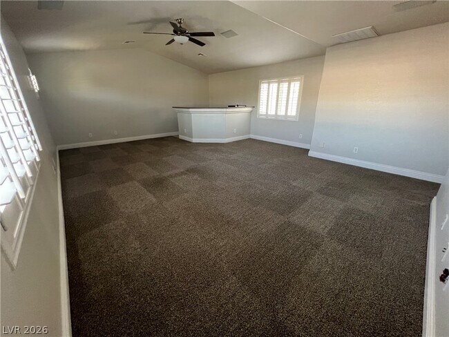 Building Photo - 9460 Glendora Valley St