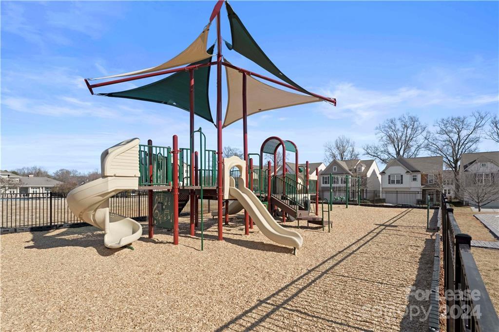 Building Photo - 5907 Carrollton Ln