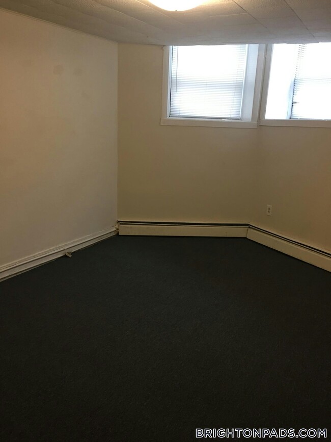 Building Photo - 36 Orkney Rd