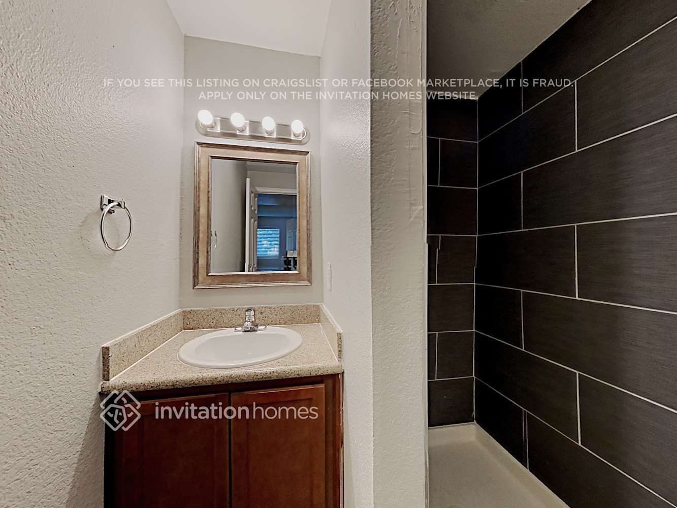 Building Photo - 4814 S Pagosa Way