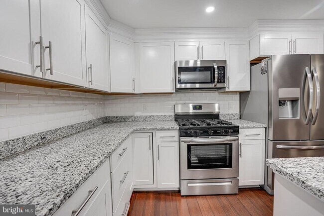 Building Photo - 3206 Shaw Park Ct