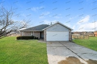 Building Photo - 11662 Valley Ave