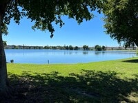 Building Photo - 300 NE 191st St