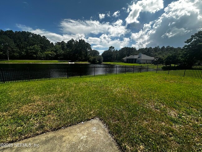 Building Photo - 12080 Scarsdale Dr