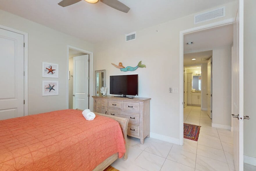 Building Photo - 391 Aruba Cir