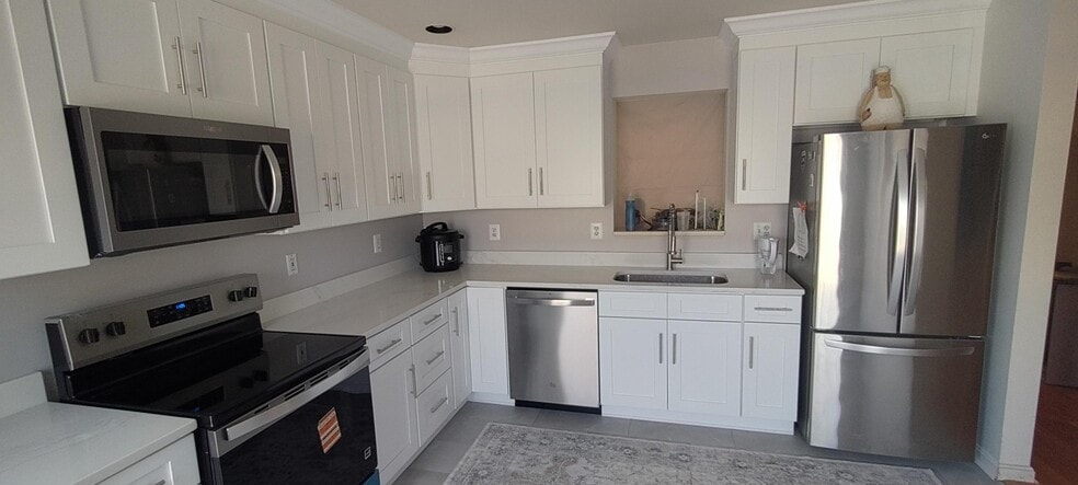 Building Photo - 1703 Blue Flint Ct